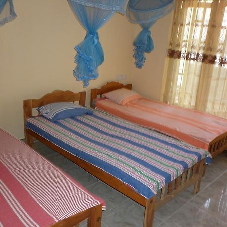 Seetha'S Hostel Негомбо Екстериор снимка